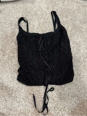 Retro Vintage 90s y2k era Carmin Black Floral Lace Bustier Cami with Lace Back